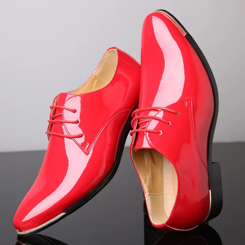 Artı Boyutu Ayakkabı Resmi Elbise Erkekler için erkek resmi ayakkabı Deri Sivri Burun Ayakkabı Erkekler Klasik Mezuniyet Elbiseleri Sapato Italiano