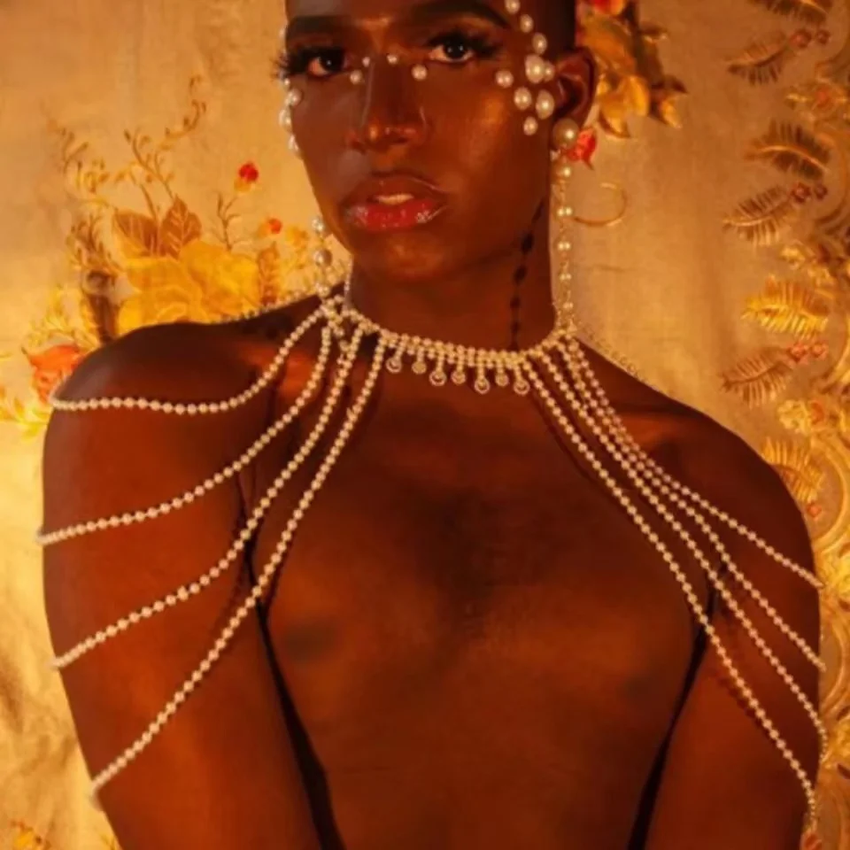 Moda parlak Rhinestone vücut omuz zincir kolye kadın göbek takısı seksi lüks kristal omuz zincir kolye takı ac Görüntü 0 
